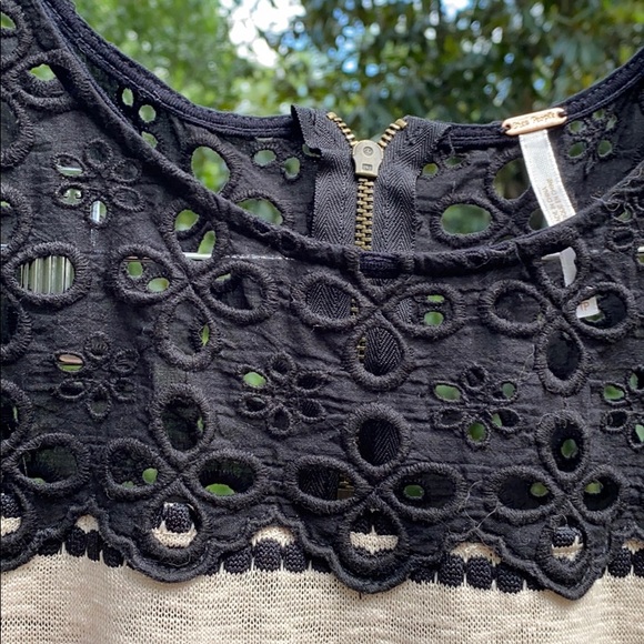 Free people sleeveless top - Picture 3 of 3